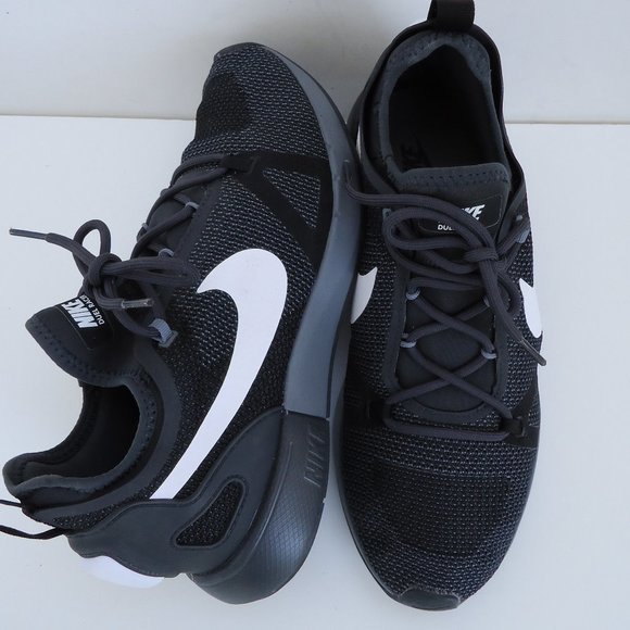 nike duel racer black
